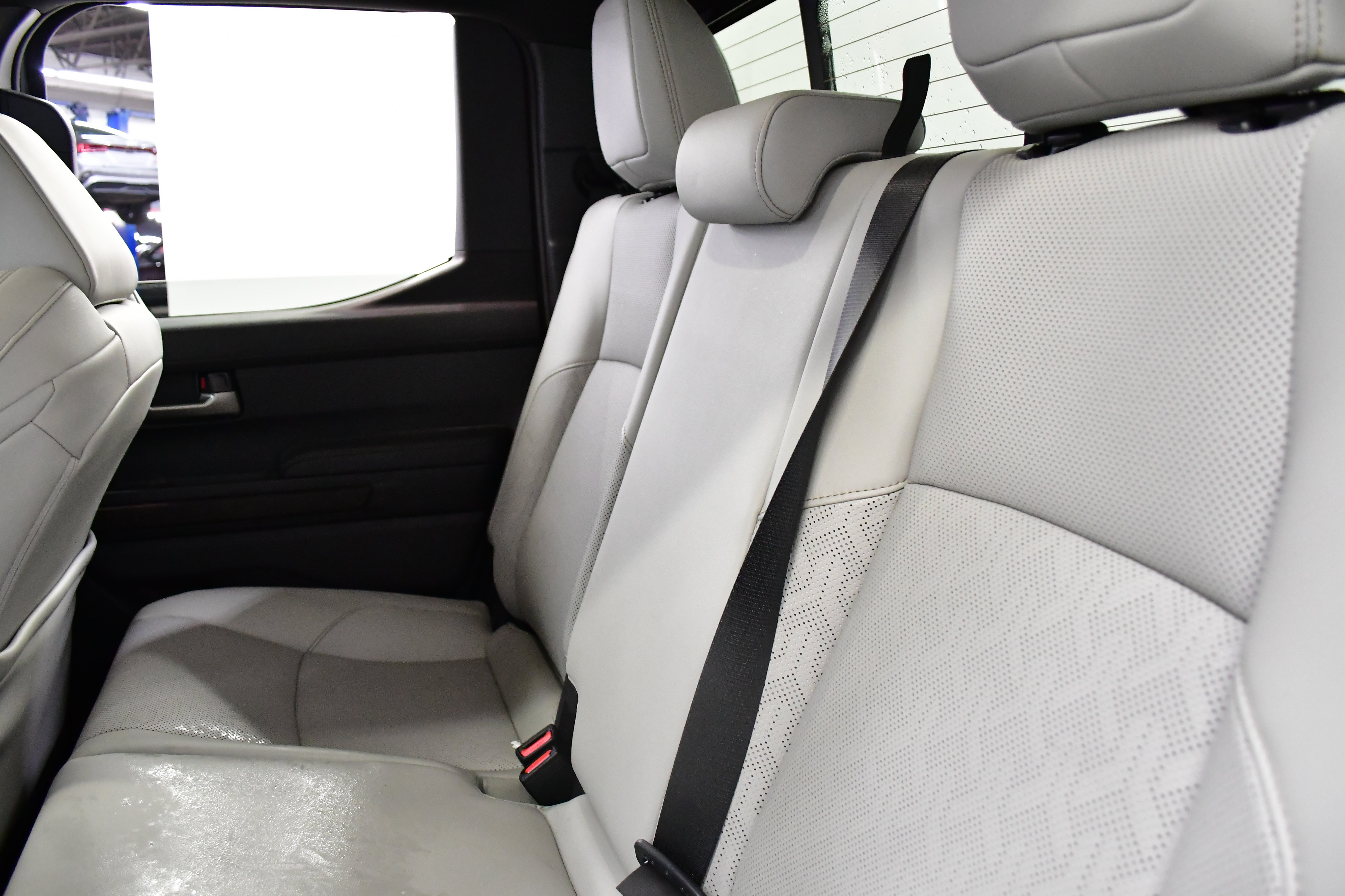 Used 2024 Toyota Tacoma Limited w/ Limited Package (LT) image 20