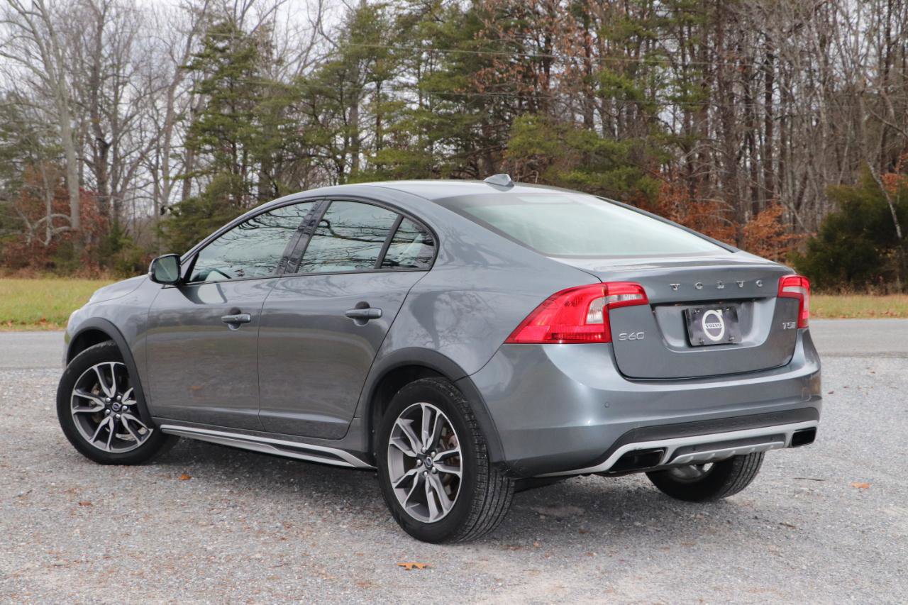Used 2016 Volvo S60 T5 Cross Country Platinum AWD/4WD image 37