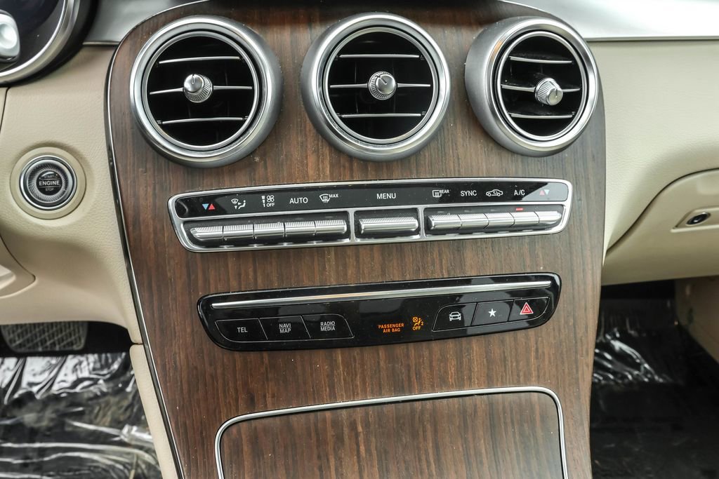 Used 2022 Mercedes-Benz GLC 300 4MATIC image 23