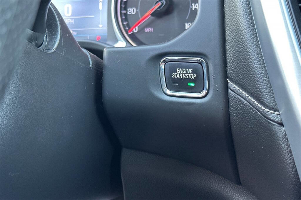 Used 2022 GMC Acadia SLE image 23