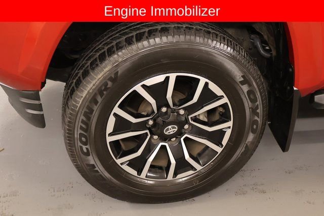 Used 2020 Toyota Tacoma TRD Sport image 9