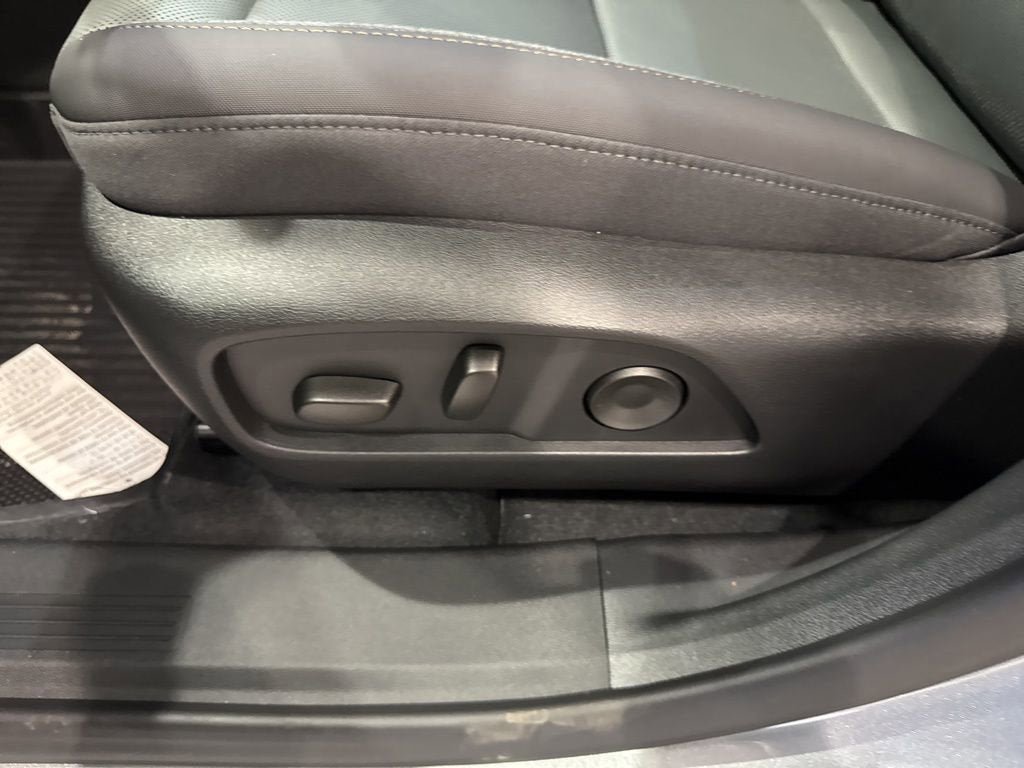 New 2026 GMC Terrain AT4 w/ Convenience Package III AWD/4WD image 25