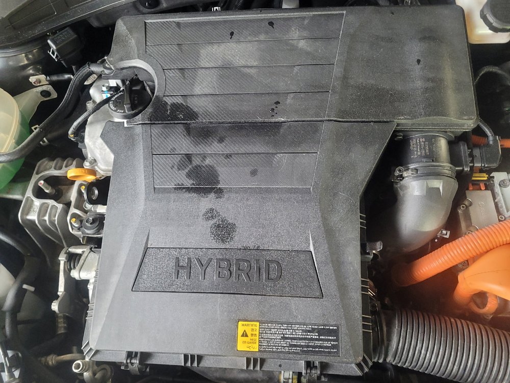 Used 2020 Hyundai Ioniq Blue FWD image 30