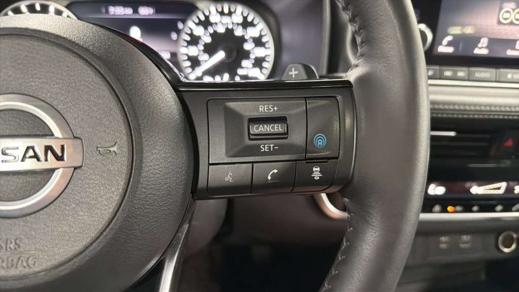 Used 2021 Nissan Rogue SV w/ Premium Package FWD image 22
