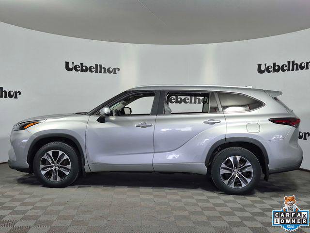Certified 2024 Toyota Highlander XLE AWD/4WD image 4
