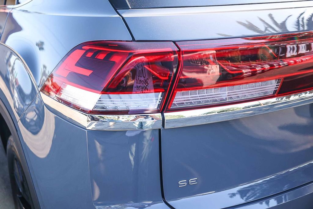 New 2026 Volkswagen Atlas Cross Sport SE image 8