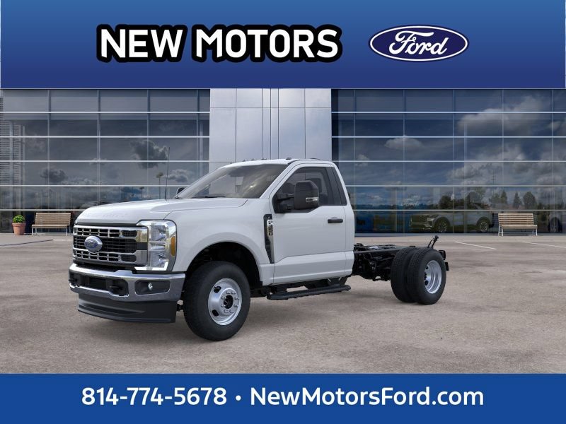 New 2026 Ford F350 XL w/ XL Chrome Package