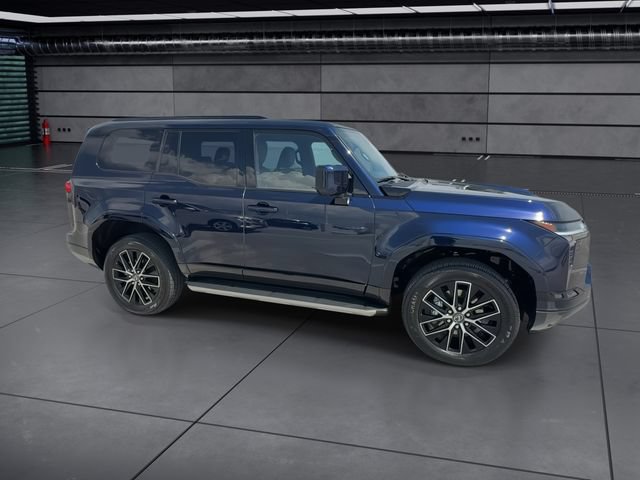 Certified 2025 Lexus GX 550 w/ Cold Area Package AWD/4WD image 2