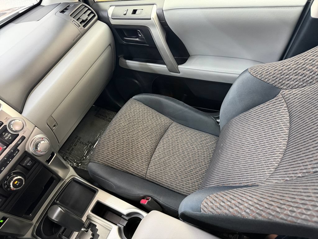 Used 2013 Toyota 4Runner SR5 w/ Convenience Pkg RWD image 35