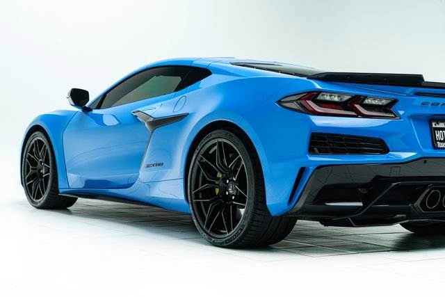 Used 2023 Chevrolet Corvette Z06 image 21
