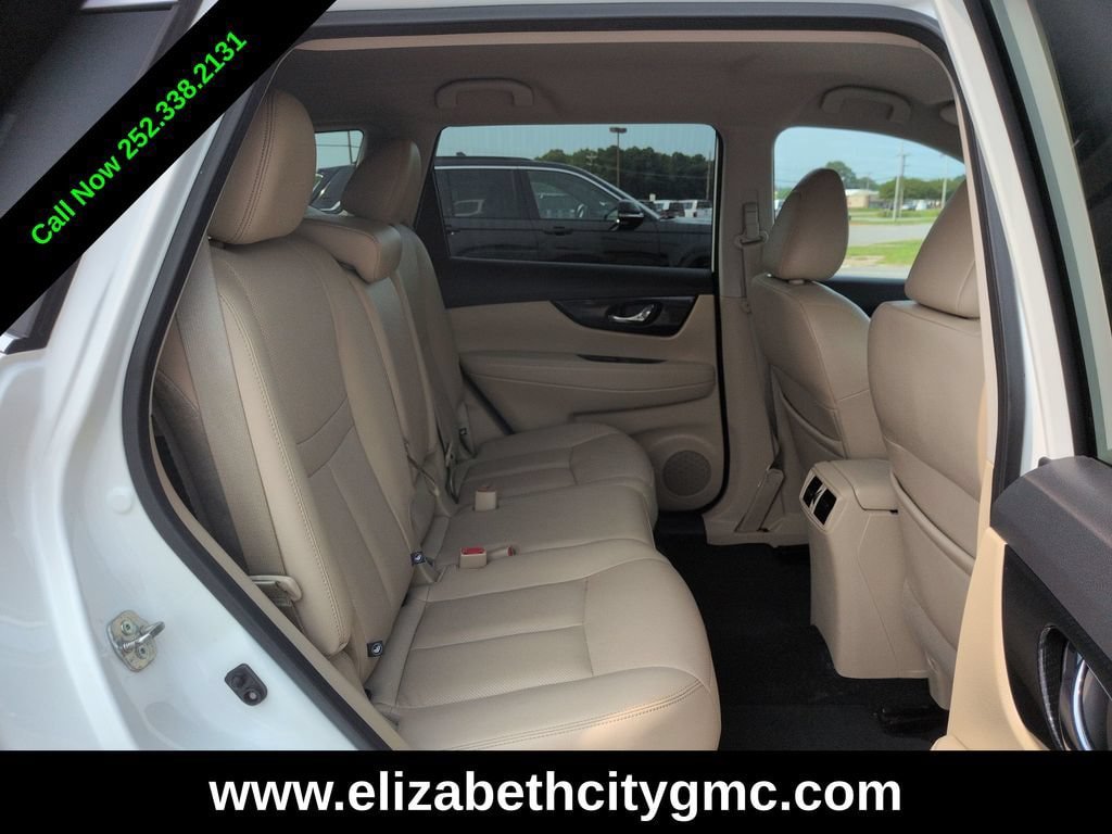 Used 2019 Nissan Rogue SL FWD image 19