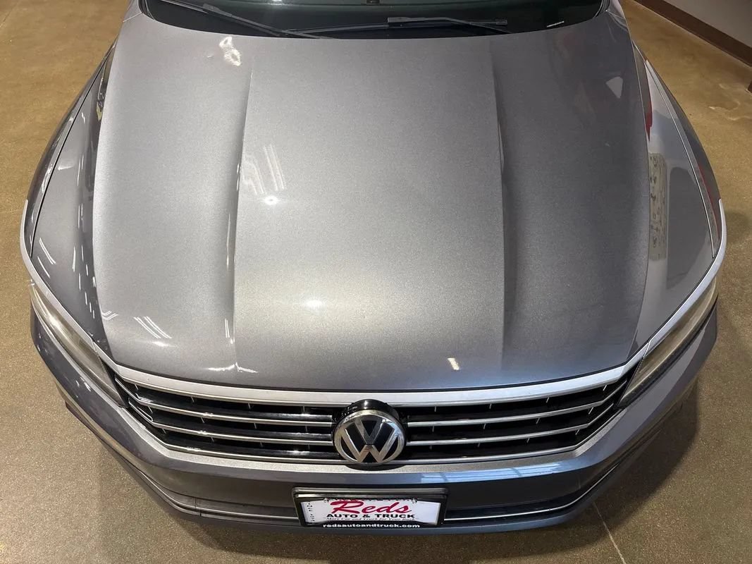 Used 2018 Volkswagen Passat 2.0T SE FWD image 63
