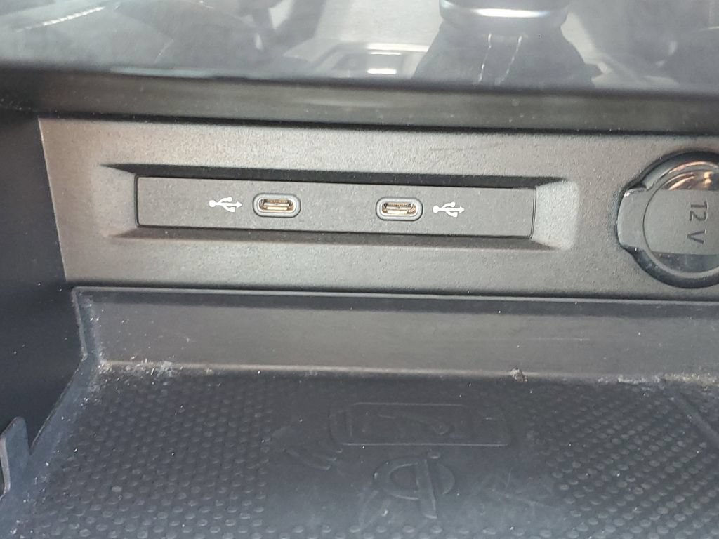 Certified 2023 Volkswagen Tiguan SE w/ Panoramic Sunroof Package AWD/4WD image 31