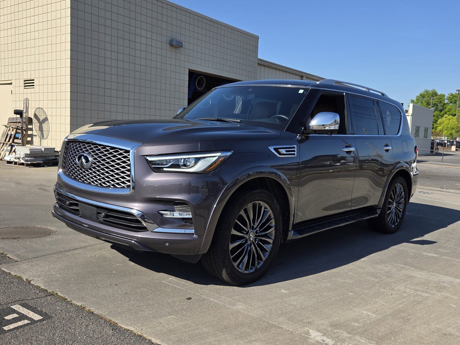 Used 2022 INFINITI QX80 Sensory w/ Cargo Package image 1