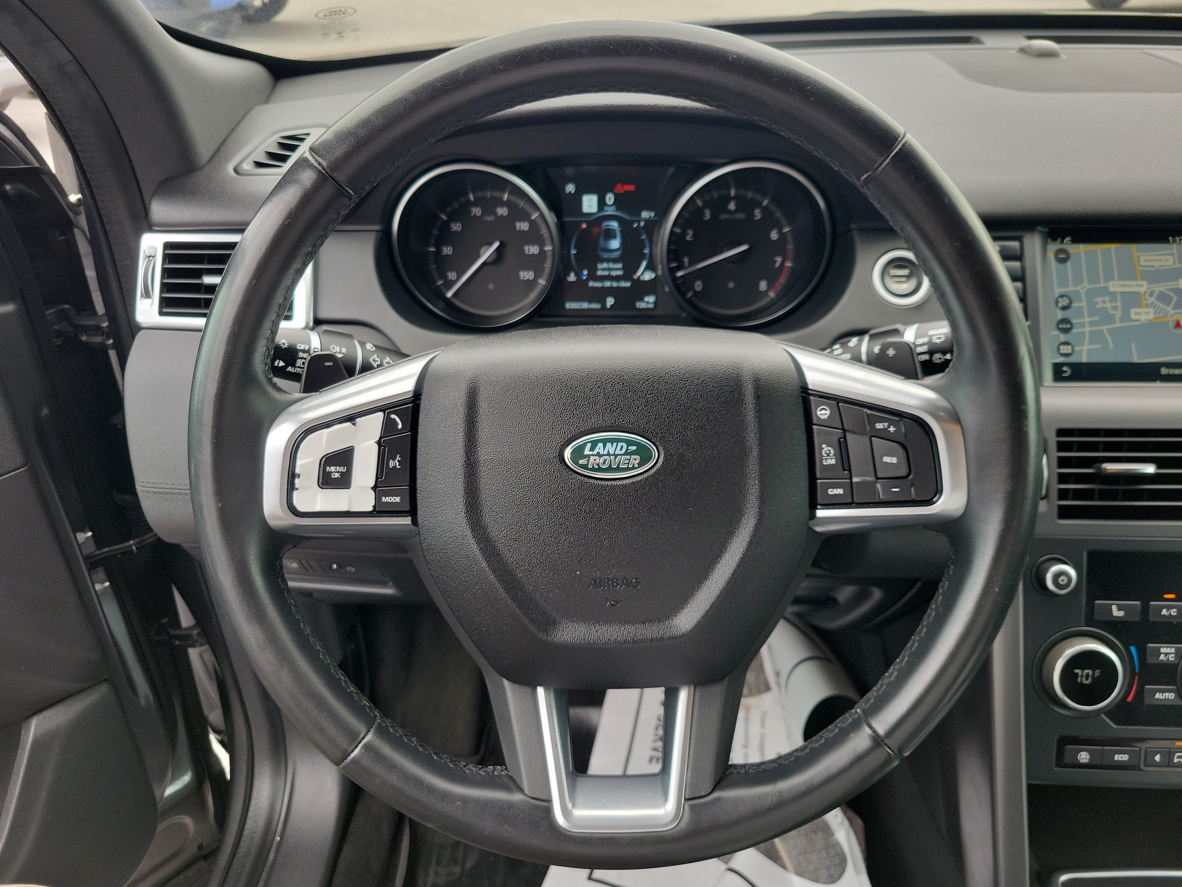 Used 2019 Land Rover Discovery Sport HSE AWD/4WD image 30