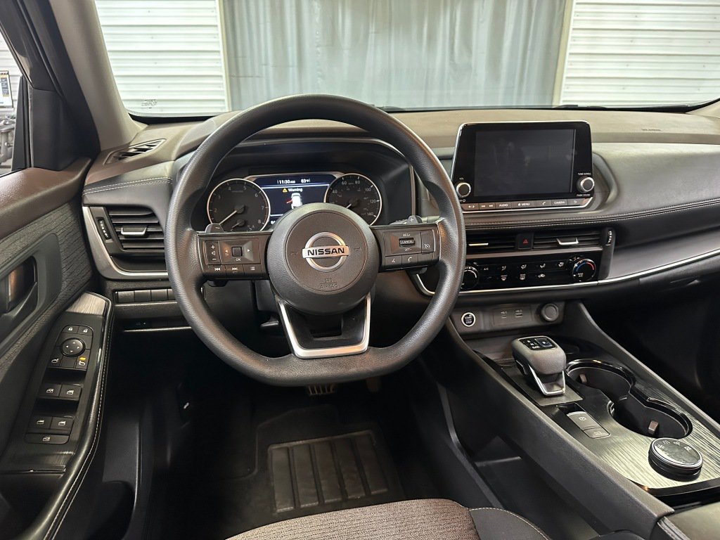 Used 2021 Nissan Rogue S AWD/4WD image 2