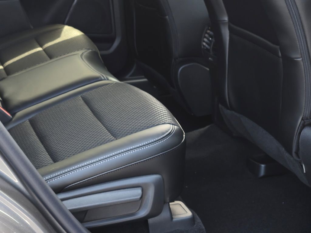 Used 2024 Ford Escape SE image 11