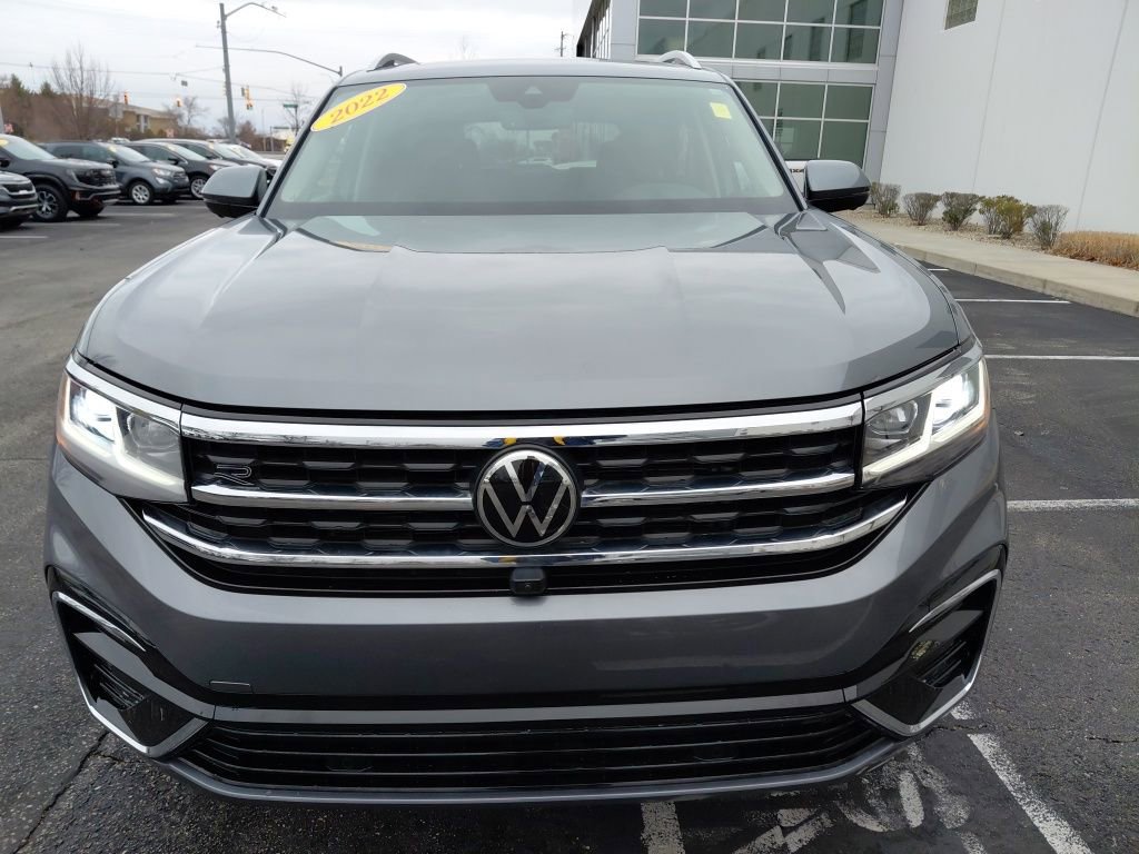 Used 2022 Volkswagen Atlas SEL Premium image 3