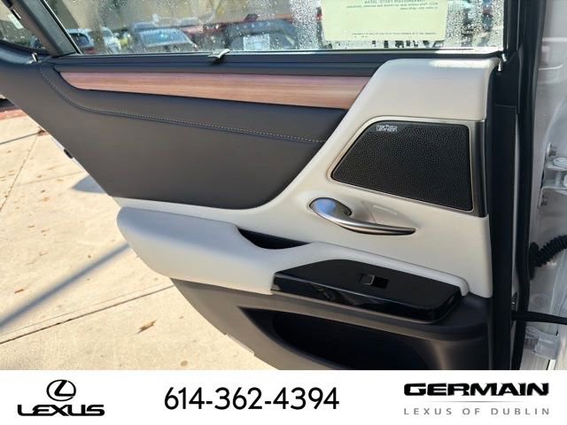 New 2025 Lexus ES 350 Ultra Luxury image 16
