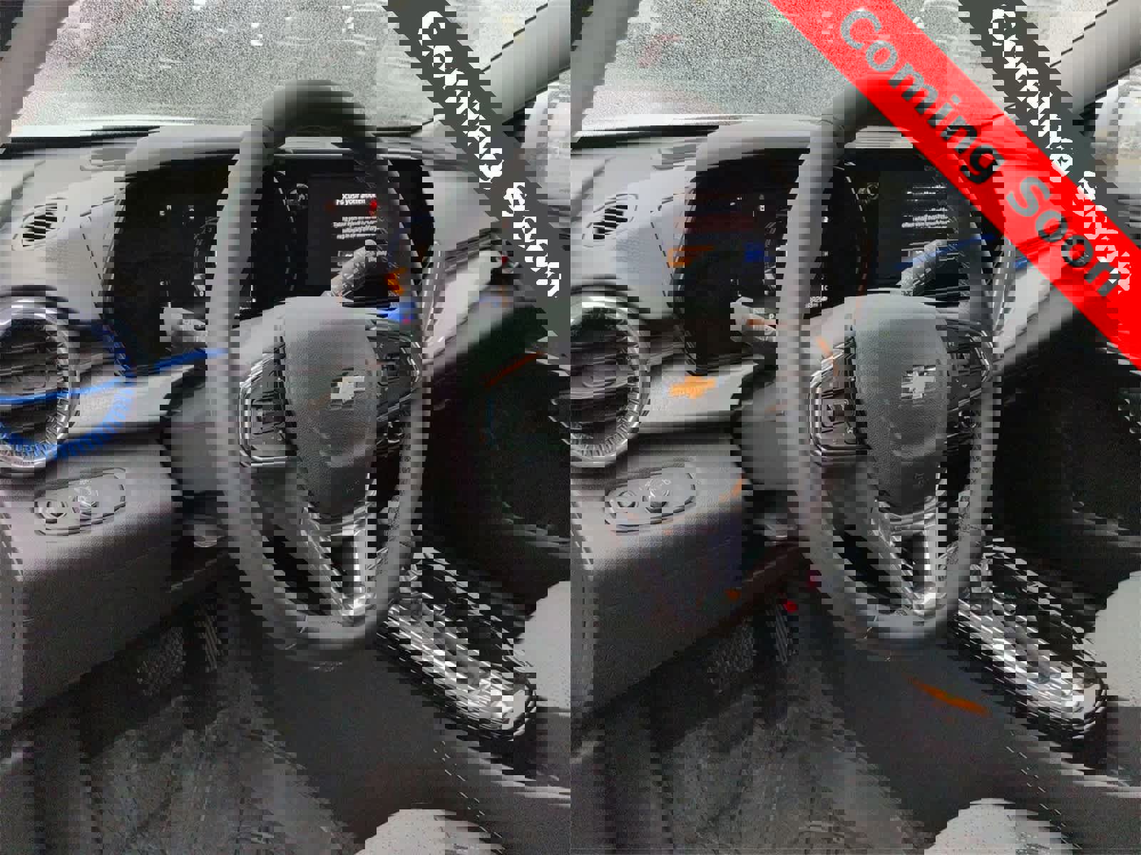 Used 2024 Chevrolet Trax LT w/ LT Convenience Package image 2