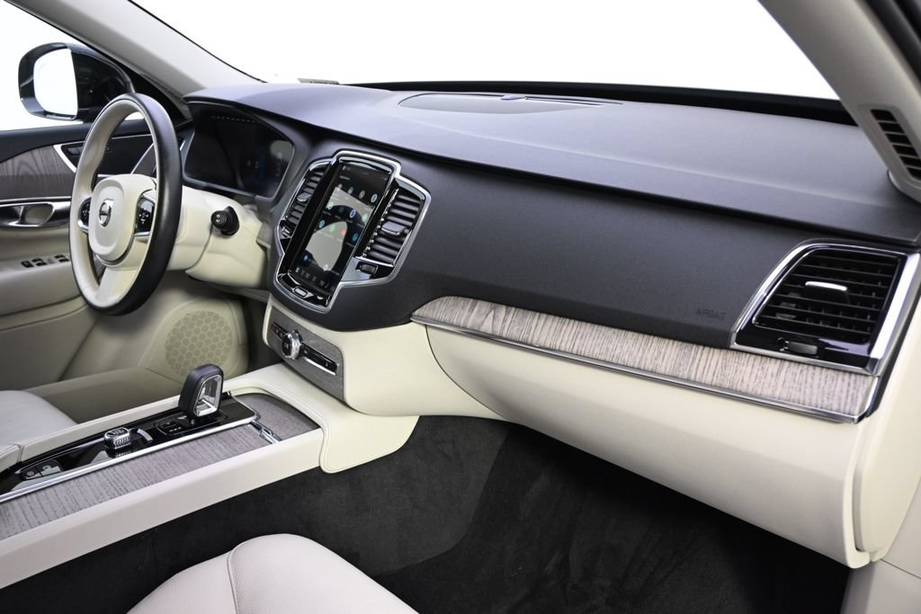 Used 2024 Volvo XC90 B6 Plus w/ Protection Package AWD/4WD image 15