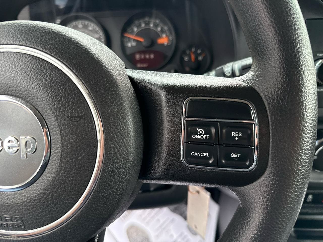 Used 2015 Jeep Patriot Sport AWD/4WD image 13