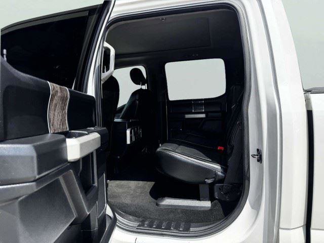 Used 2019 Ford F250 Lariat w/ Lariat Ultimate Package AWD/4WD image 37