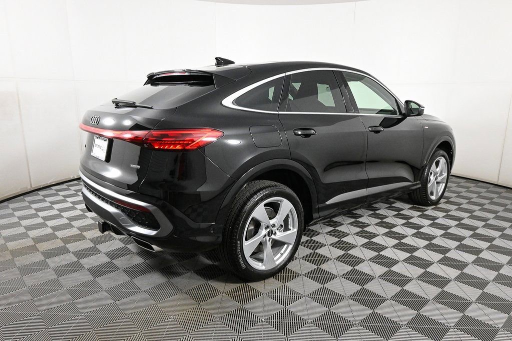 New 2025 Audi Q5 Premium Plus AWD/4WD image 3