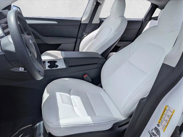 Used 2022 Tesla Model Y Performance image 10
