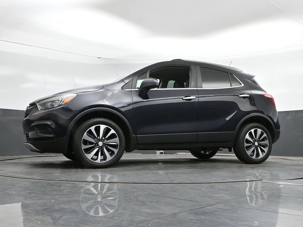 Used 2021 Buick Encore Preferred AWD/4WD image 43