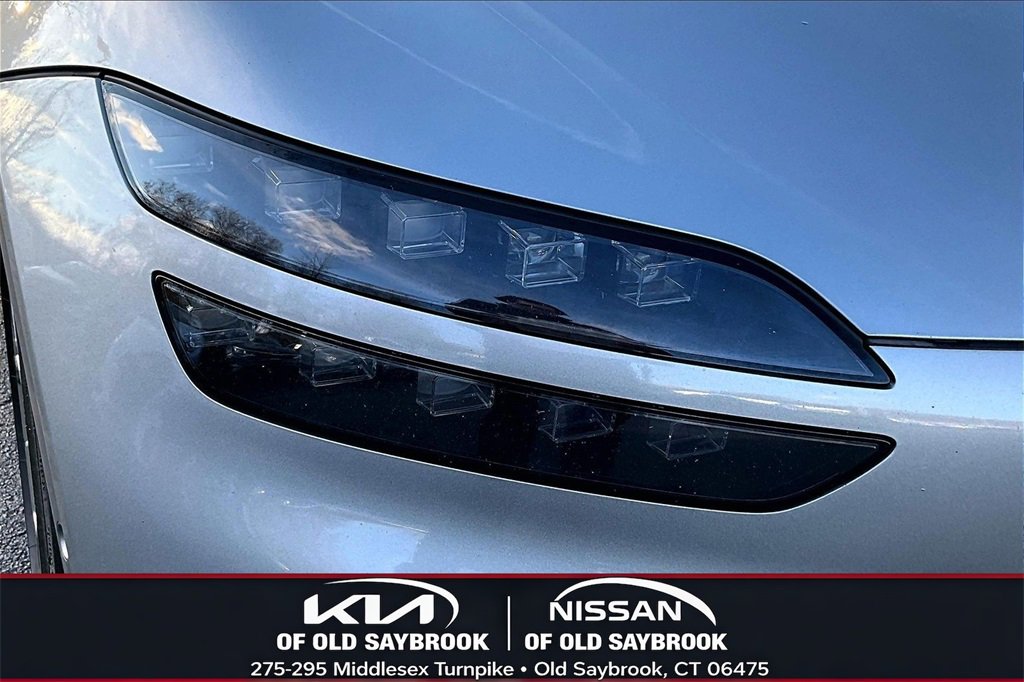 Used 2023 Genesis GV60 Performance image 32