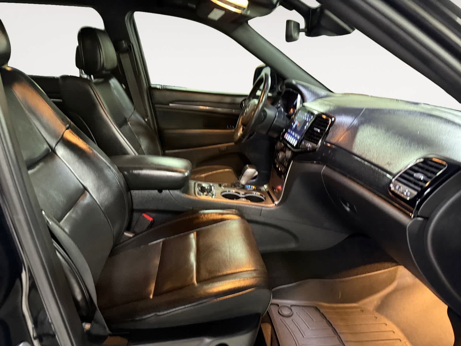 Used 2019 Jeep Grand Cherokee High Altitude AWD/4WD image 22