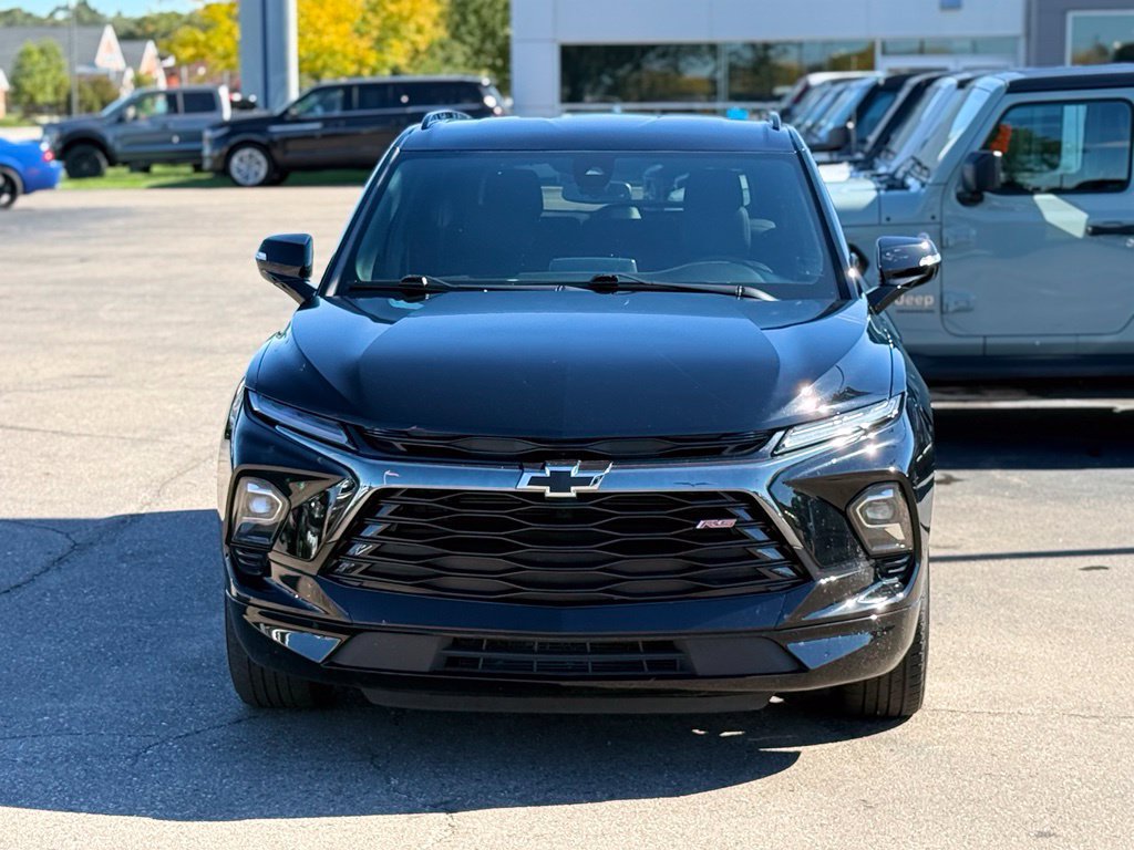 Used 2025 Chevrolet Blazer RS FWD image 27