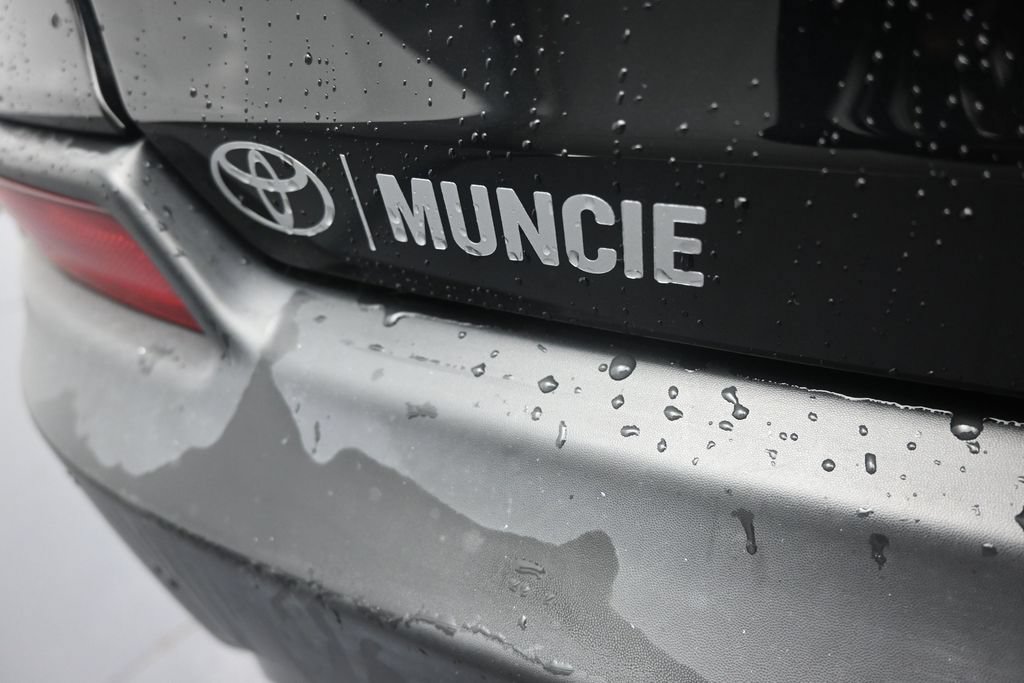 Used 2022 Jeep Cherokee Limited AWD/4WD image 41
