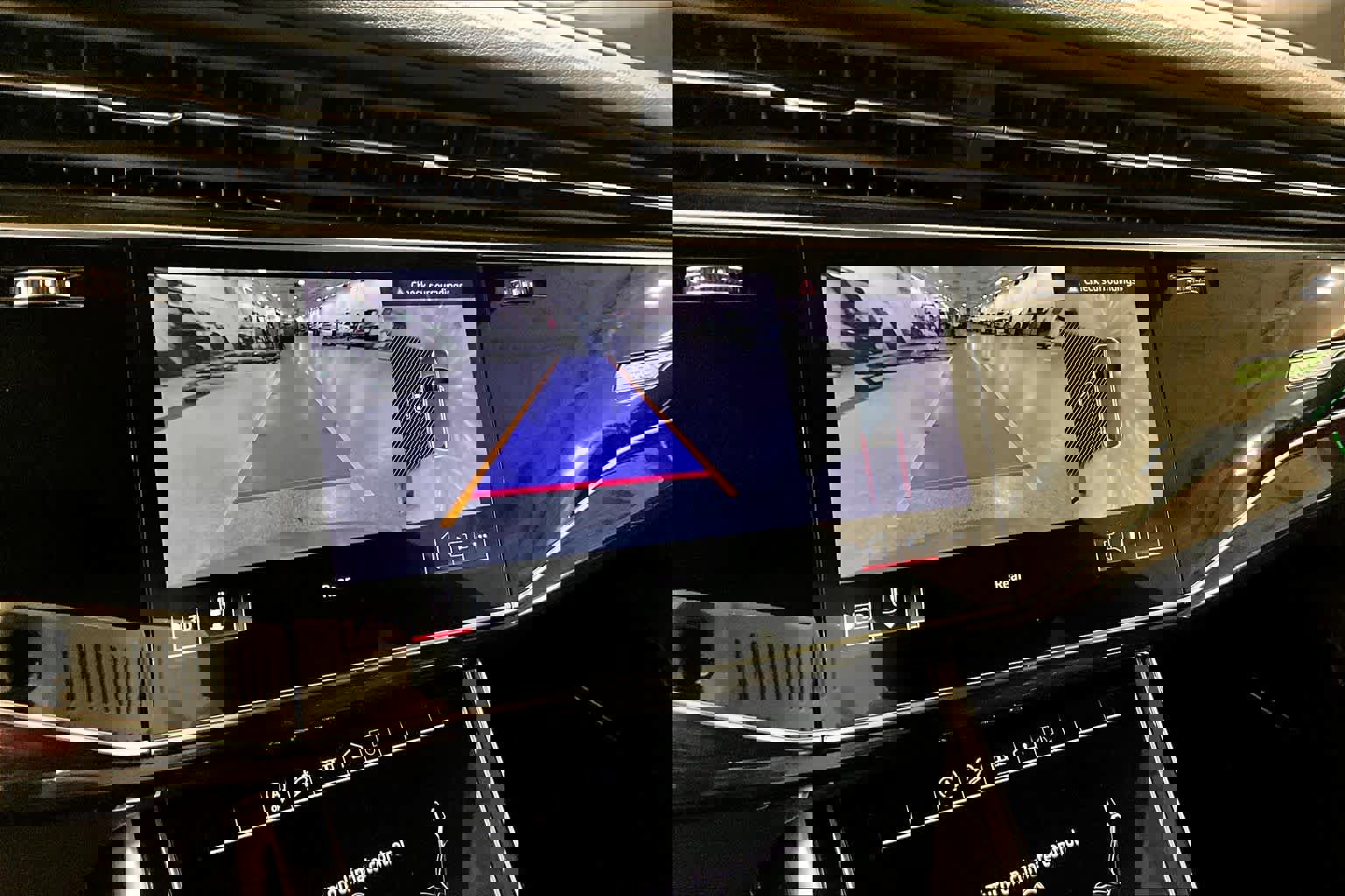 Used 2024 Audi Q8 Premium Plus w/ Premium Plus Package image 26