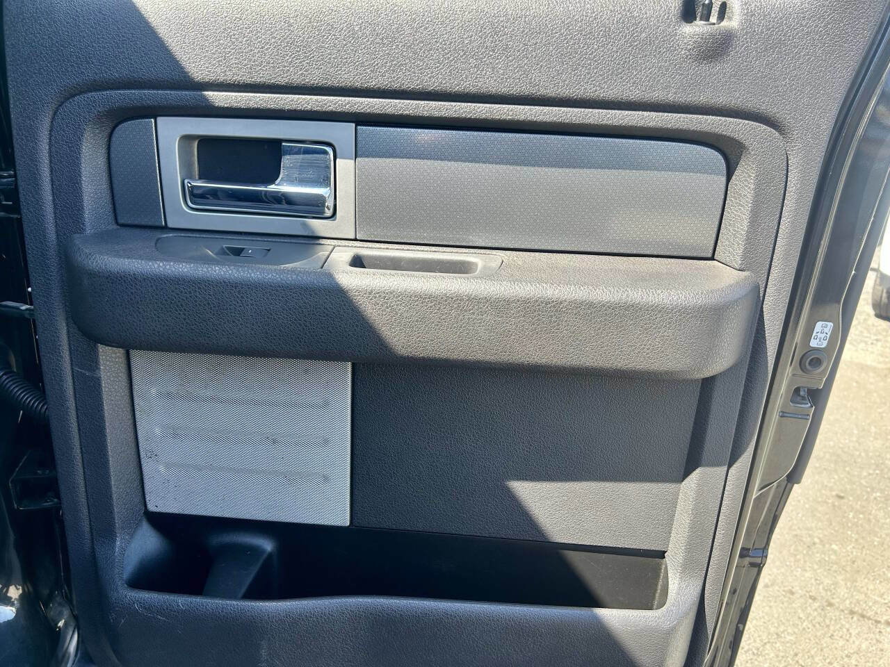 Used 2011 Ford F150 Raptor w/ Raptor Luxury Pkg image 15