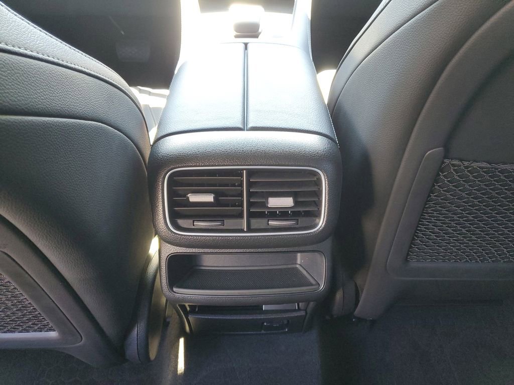 Used 2022 Mercedes-Benz GLE 350 4MATIC w/ Premium Package image 14