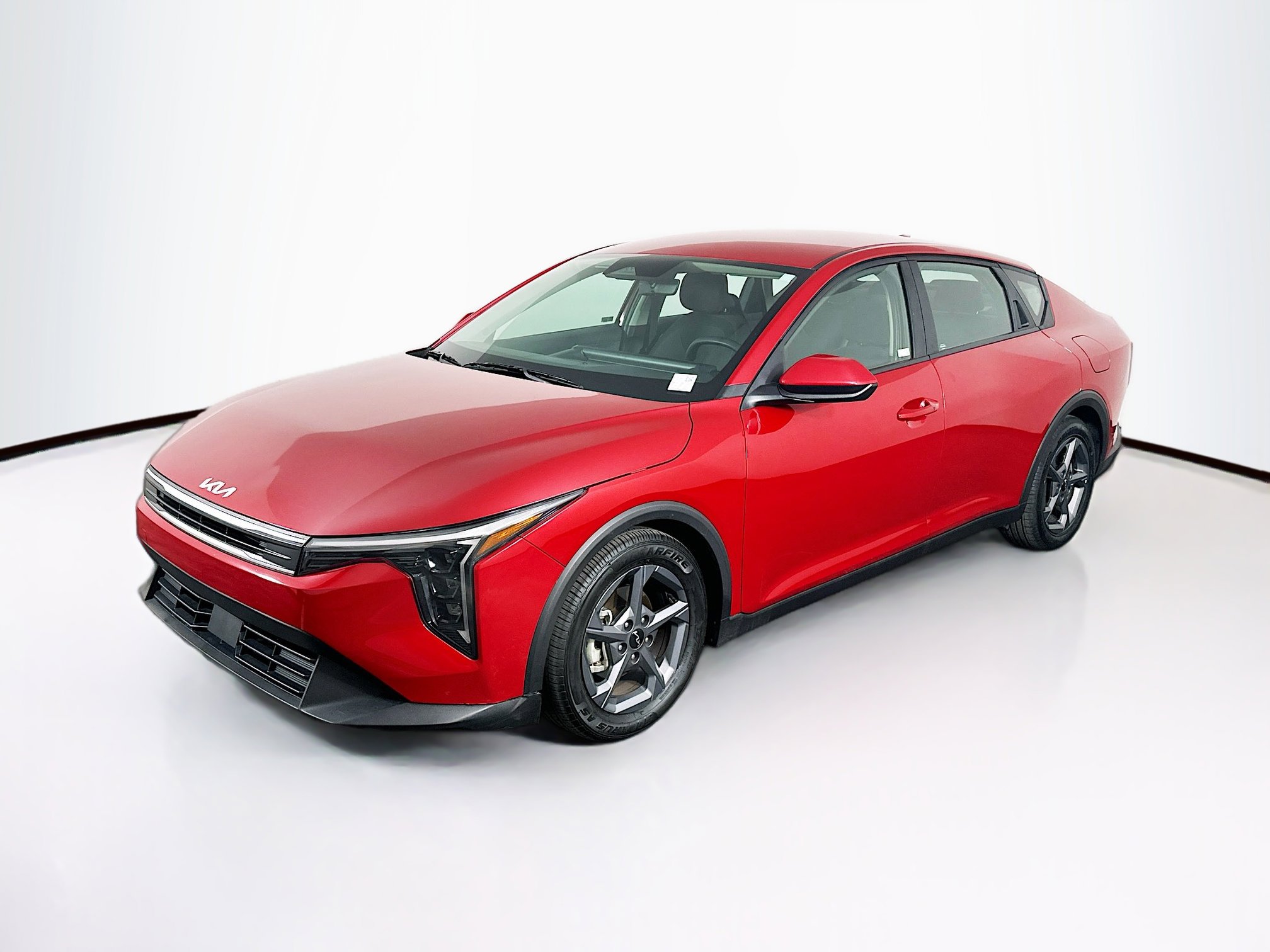 Used 2025 Kia K4 LXS image 3