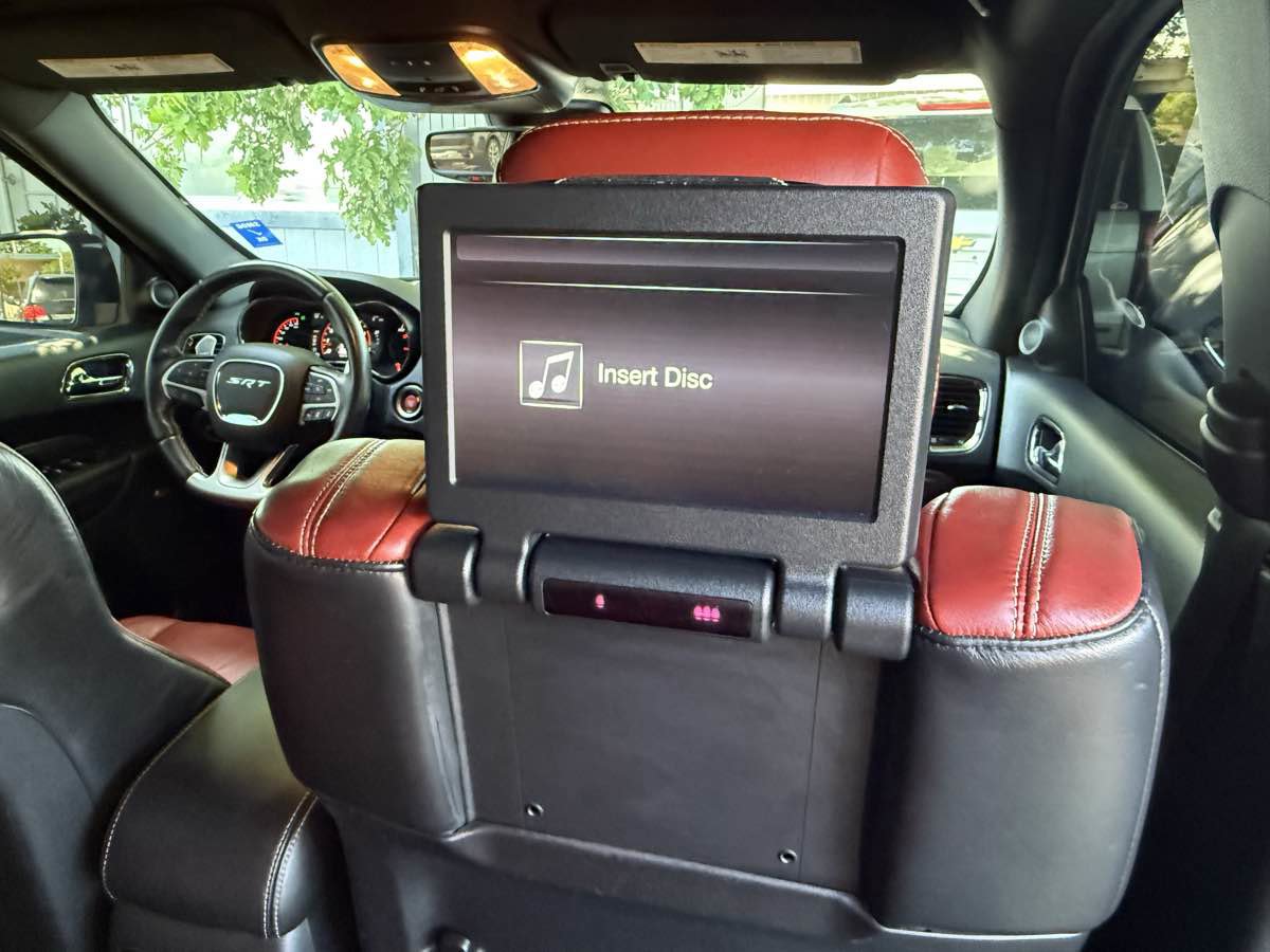 Used 2018 Dodge Durango SRT w/ Technology Group image 16