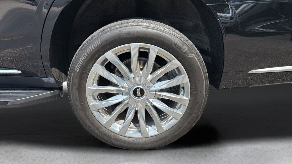 Certified 2024 Cadillac Escalade Premium Luxury w/ LPO, Floor Liner Package AWD/4WD image 13