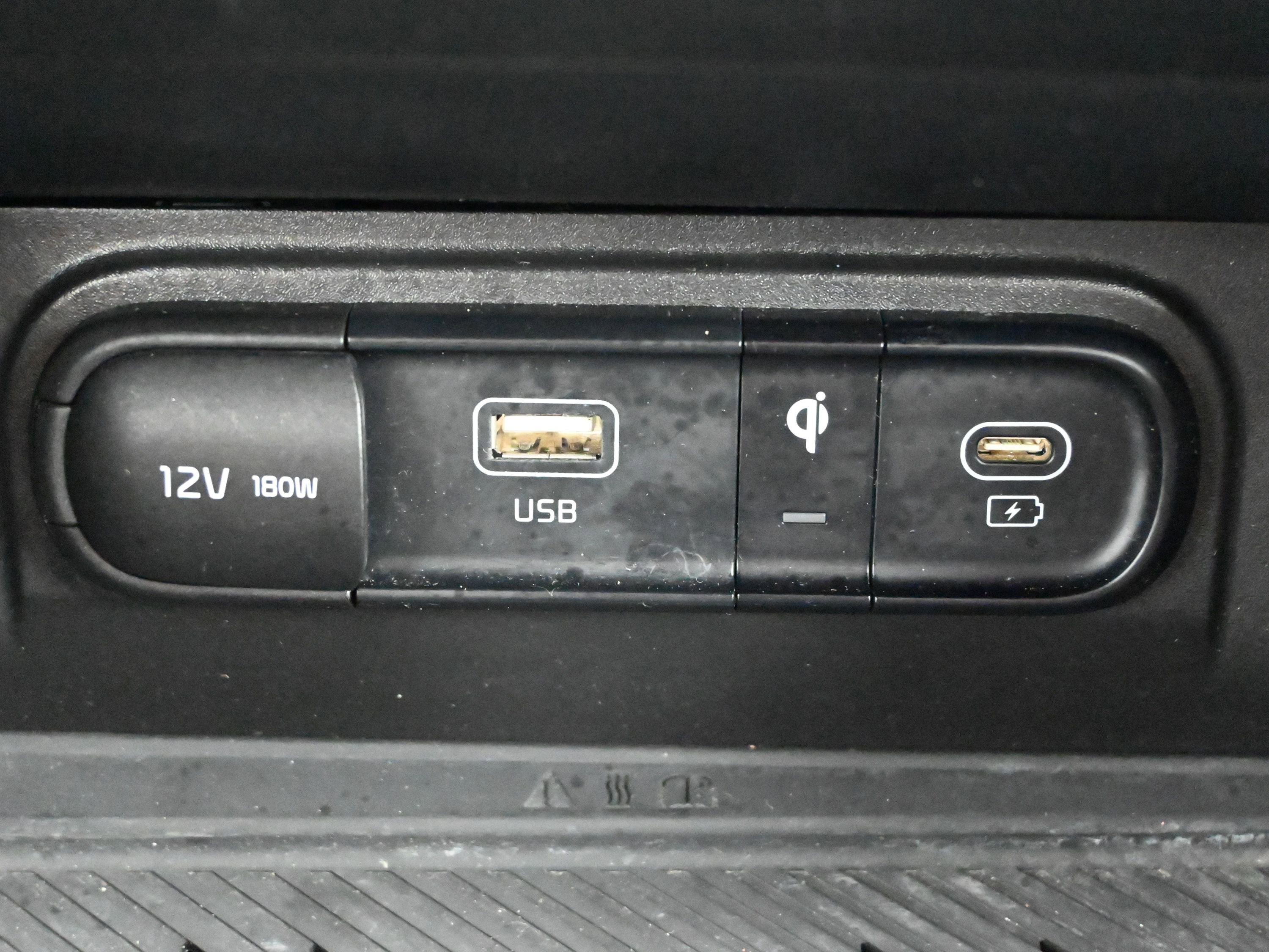 Used 2023 Kia Sportage X-Line w/ X-Line Premium Package image 18