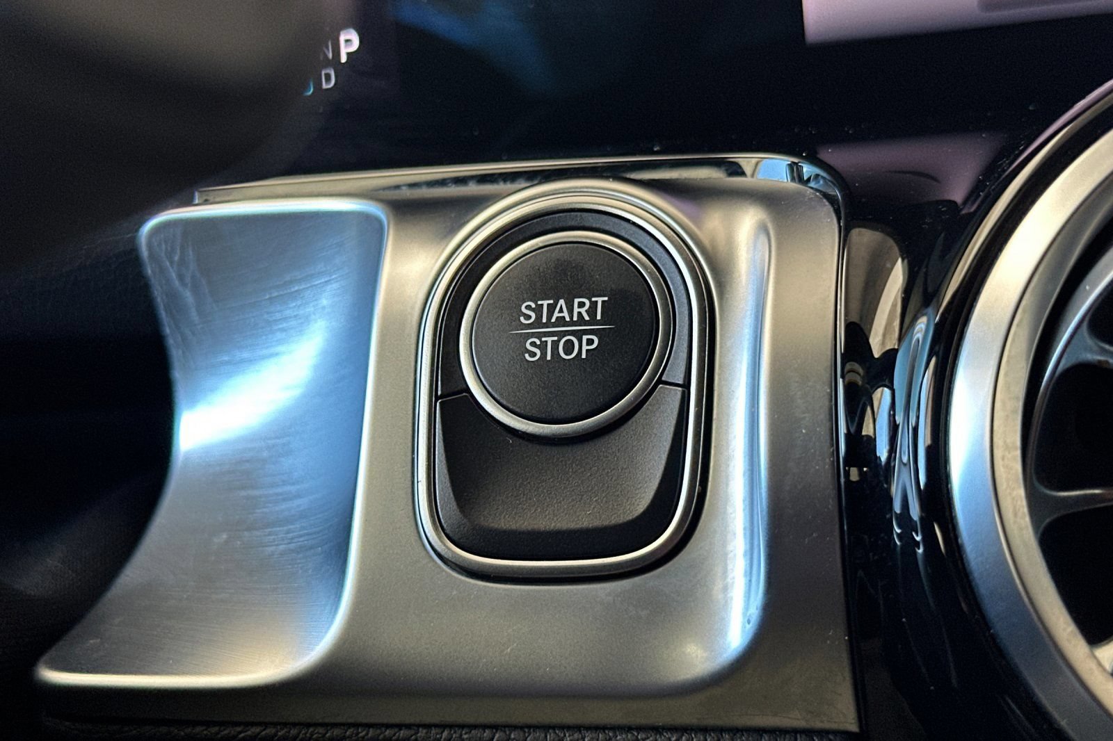 Certified 2025 Mercedes-Benz EQB 250+ image 29