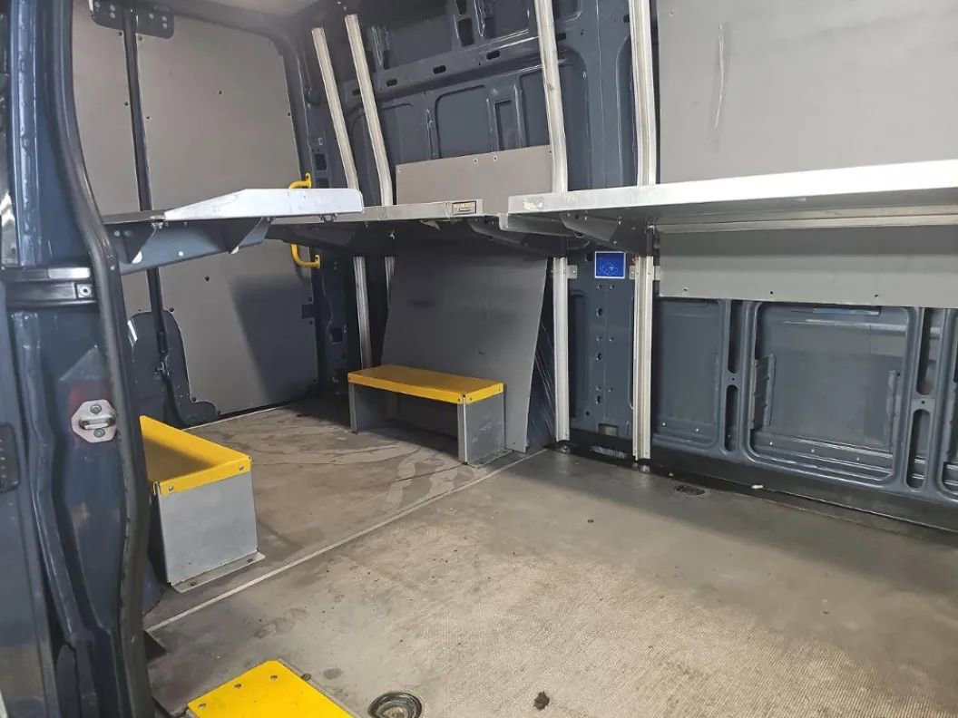 Used 2019 Mercedes-Benz Sprinter 144 image 9