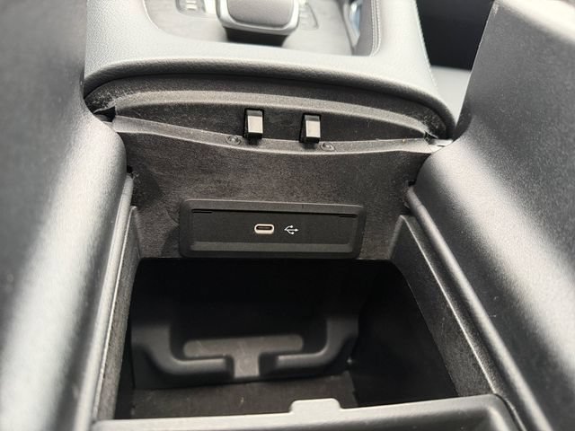 Certified 2025 Mercedes-Benz GLE 450e 4MATIC image 22