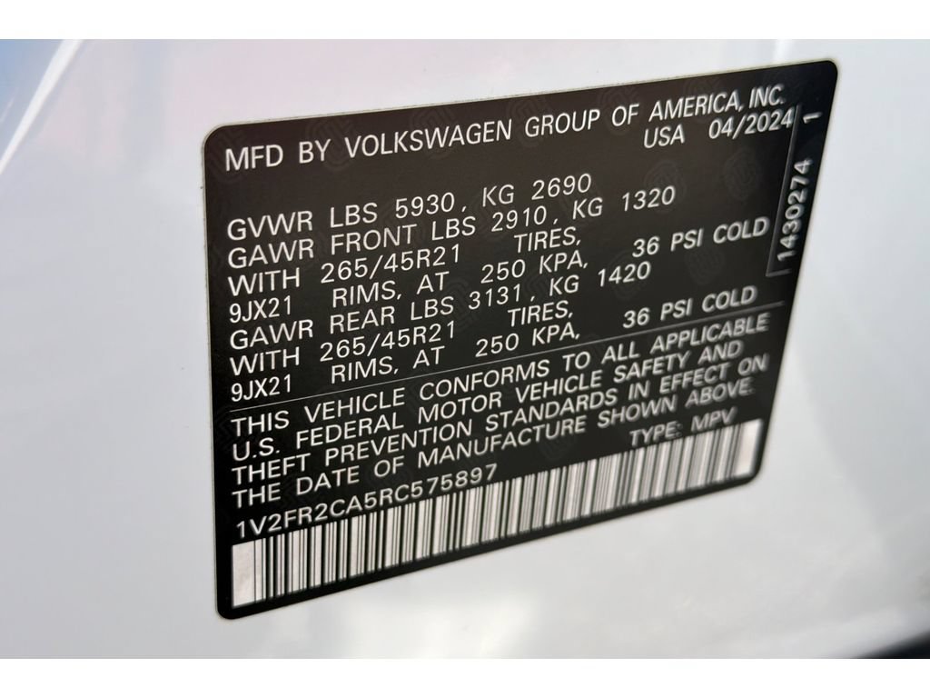 Used 2024 Volkswagen Atlas SEL Premium R-Line AWD/4WD image 34