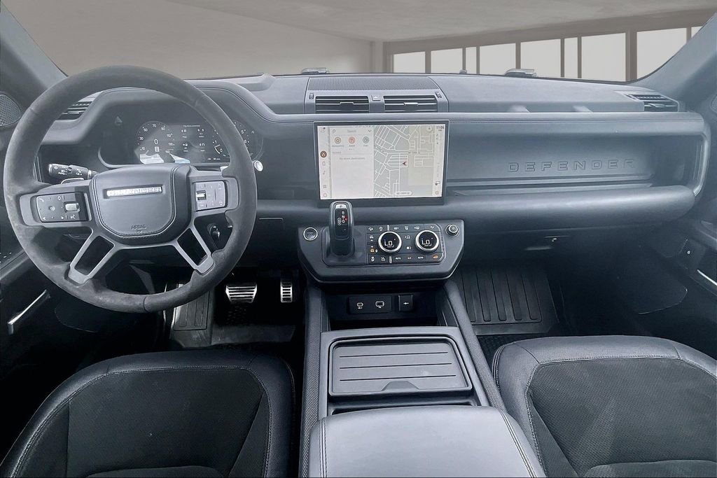 Used 2023 Land Rover Defender 110 V8 AWD/4WD image 15