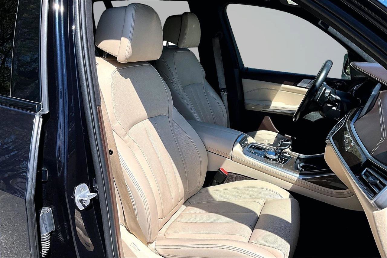 Used 2019 BMW X7 xDrive40i w/ Premium Package AWD/4WD image 30