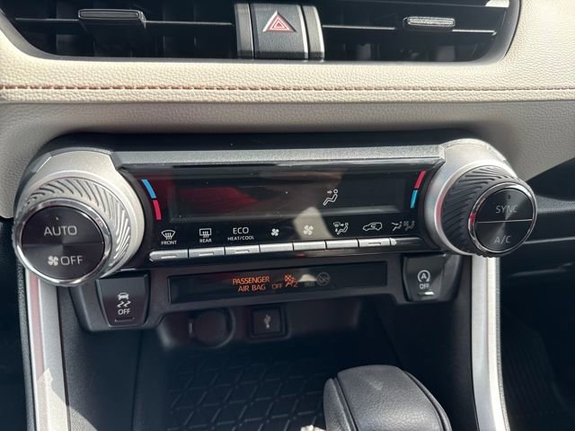 Used 2022 Toyota RAV4 XLE image 22