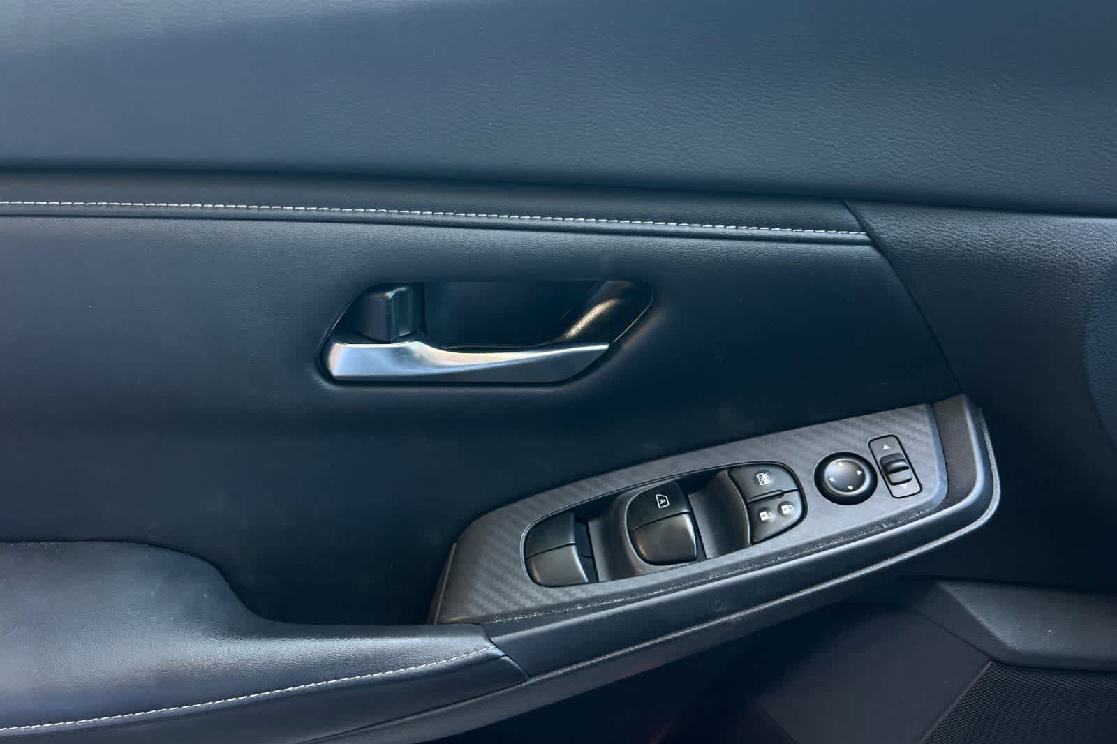 Certified 2023 Nissan Sentra SV FWD image 15