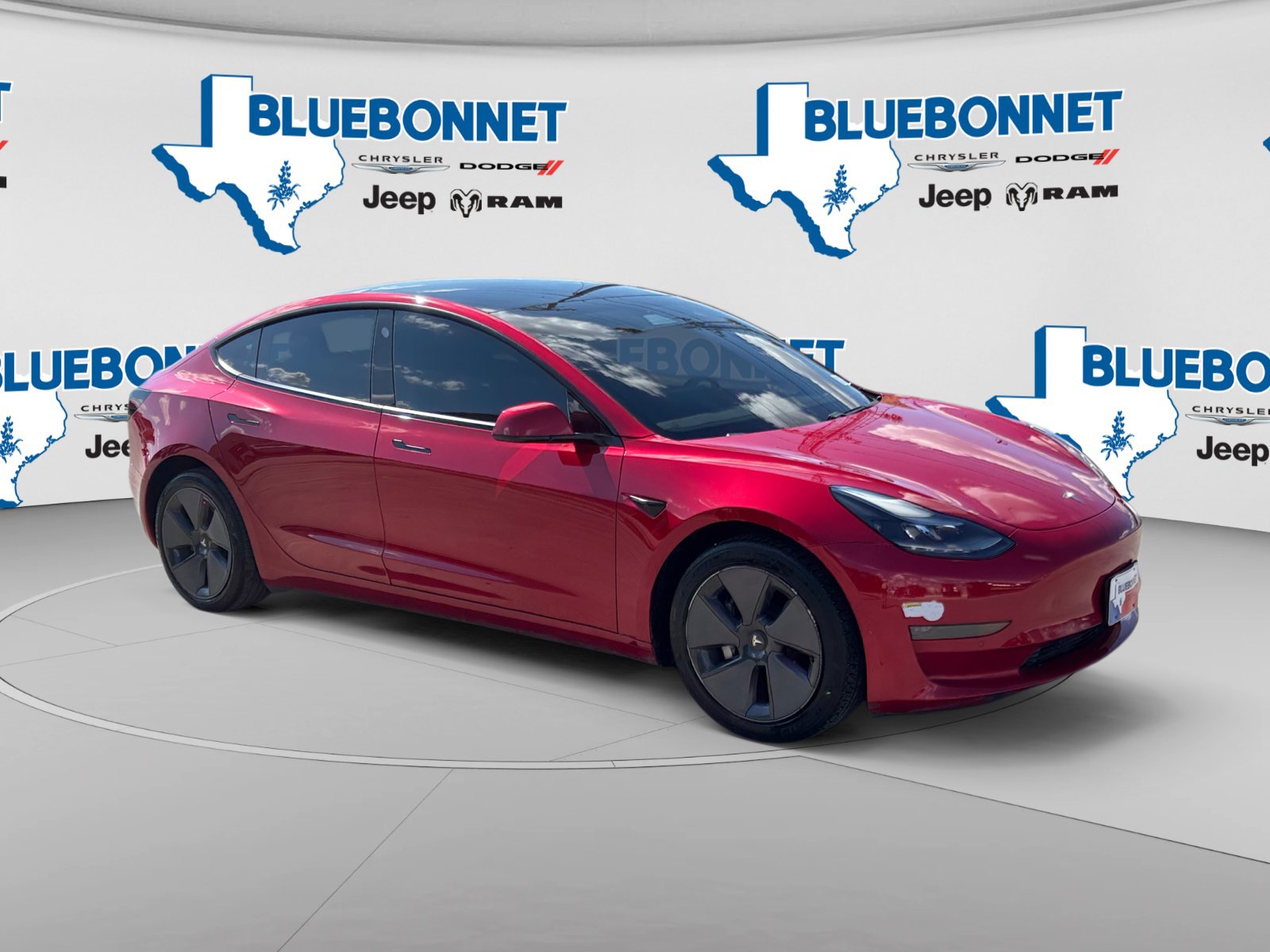 Used 2021 Tesla Model 3 Standard Range Plus RWD image 3